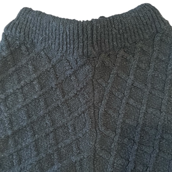 Elophe Studios Chunky Black Diamond Pattern Knit Shorts Size Medium - Picture 5 of 9